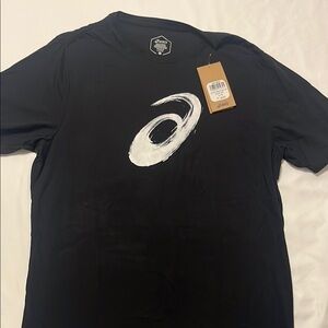 ASICS Men's Black T-Shirt